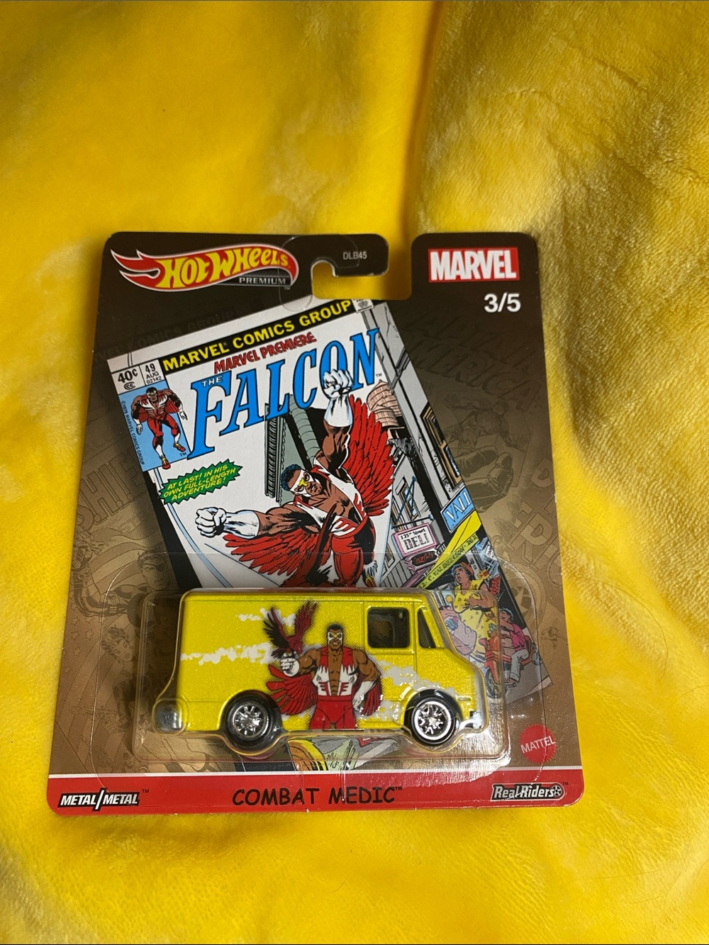 Hot Wheels Marvel Combat Medic Toy Van - Yellow